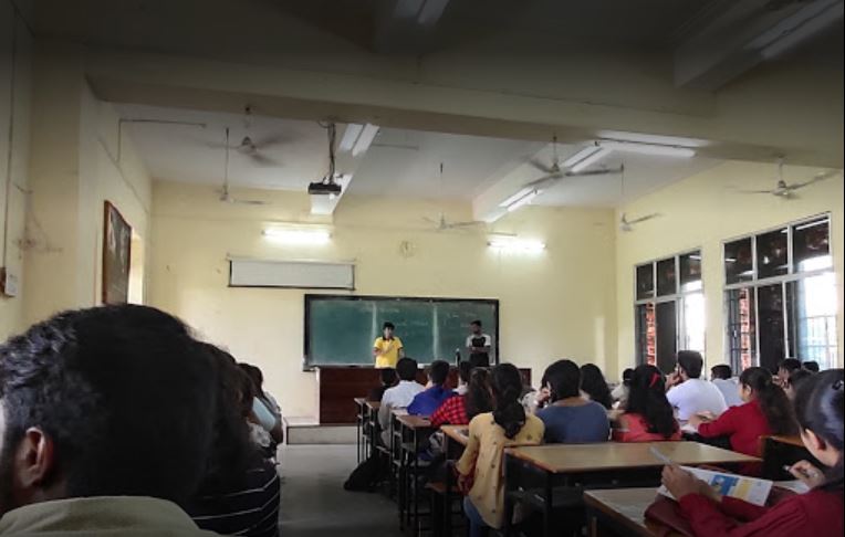 LIT University Nagpur Classroom