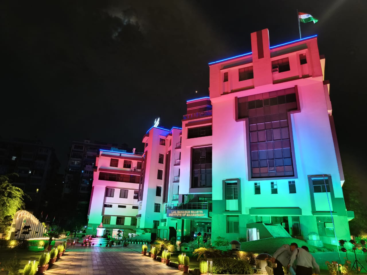 LBSIM Night View