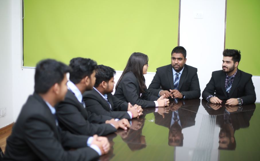 Lloyd Business School Others(9)