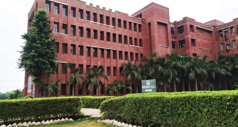 Lloyd Business School Others(12)