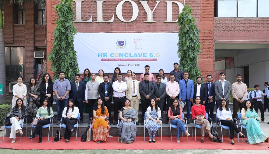 Lloyd Business School Campus Building(13)