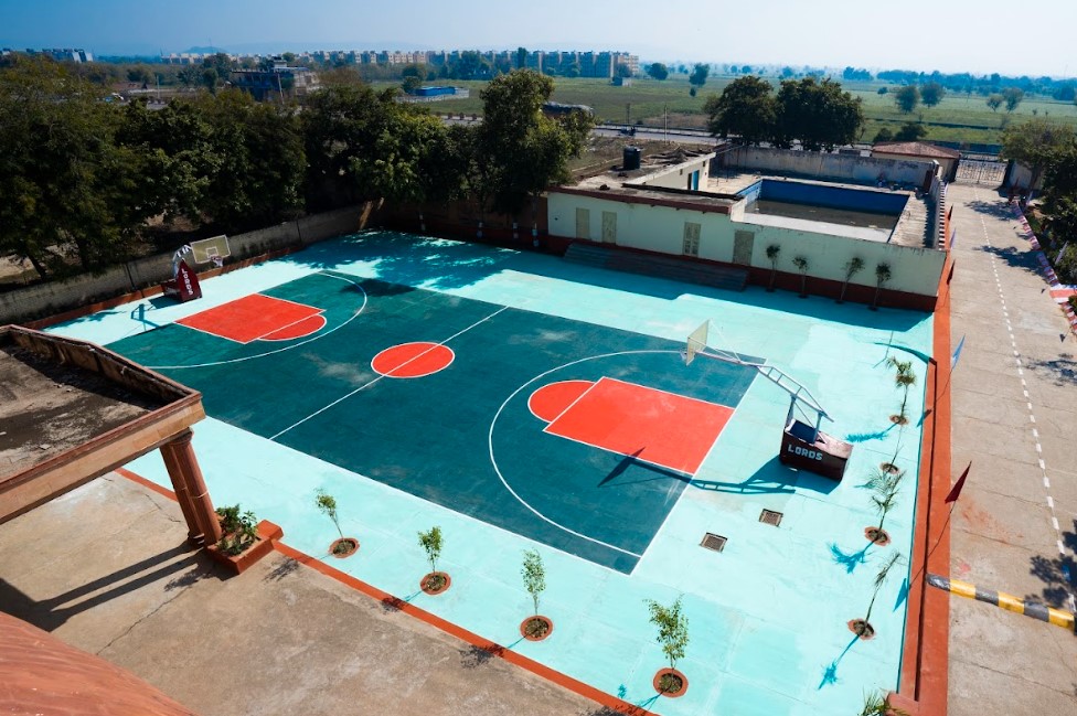 Lords University Playground(4)