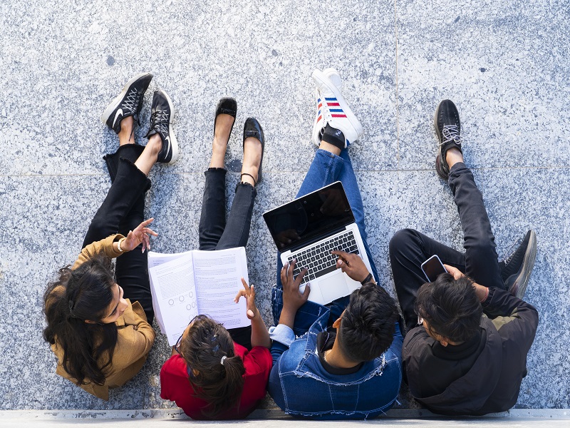 Lords University Students Work(1)