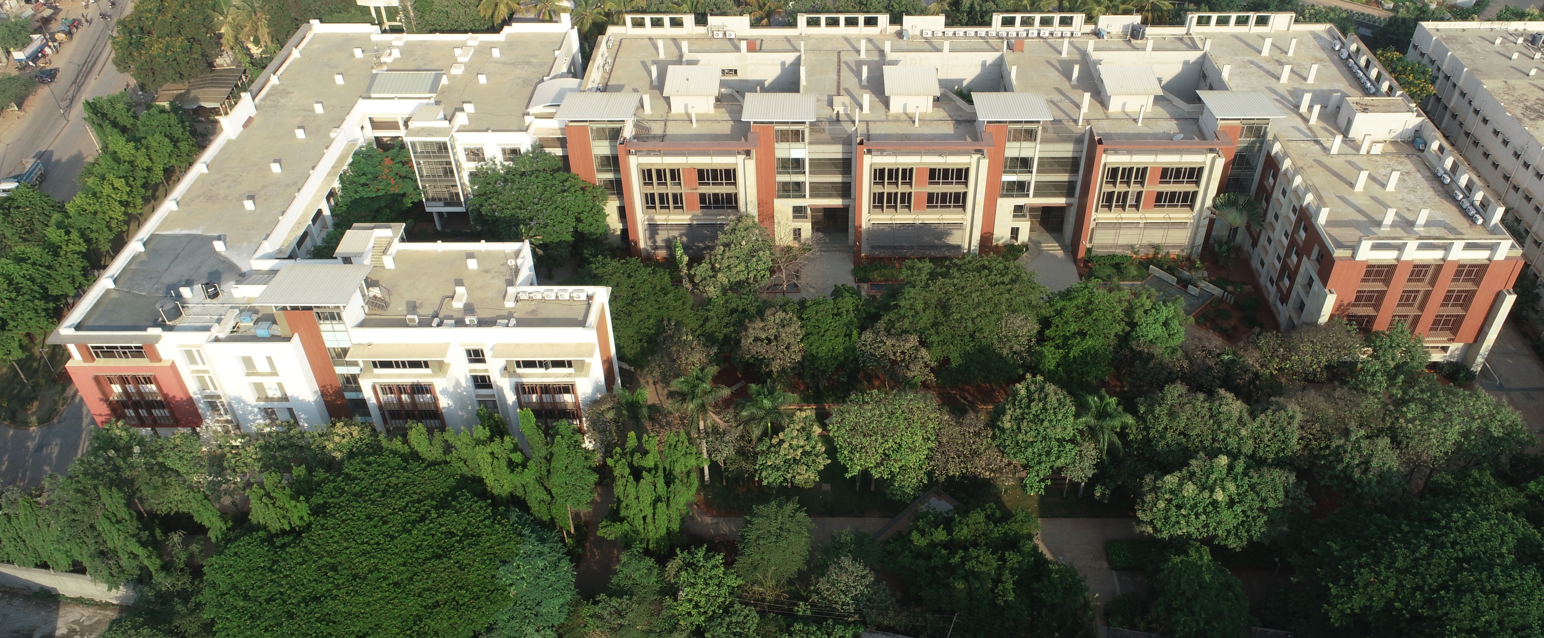 MVJ College of Engineering Campus View(1)