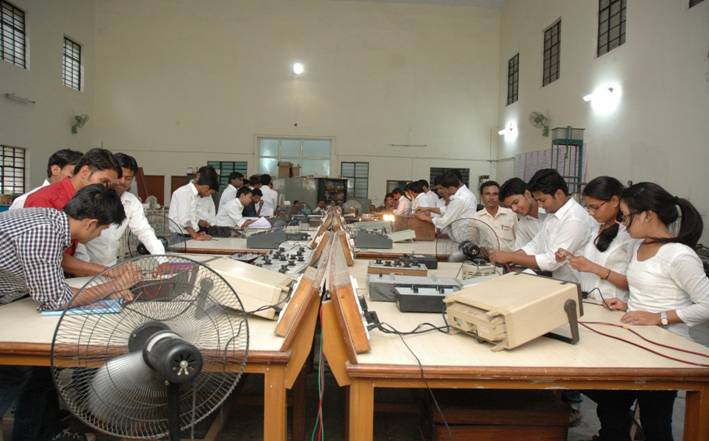Madhav Institute of Technology and Science Labs(3)