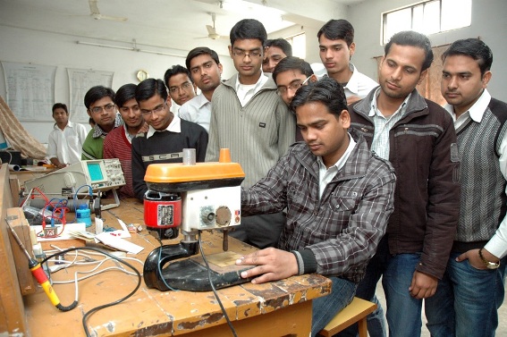Madhav Institute of Technology and Science Labs(4)