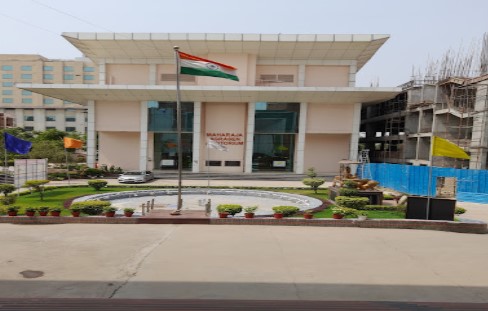 Maharaja Agrasen Business School Campus Building(4)