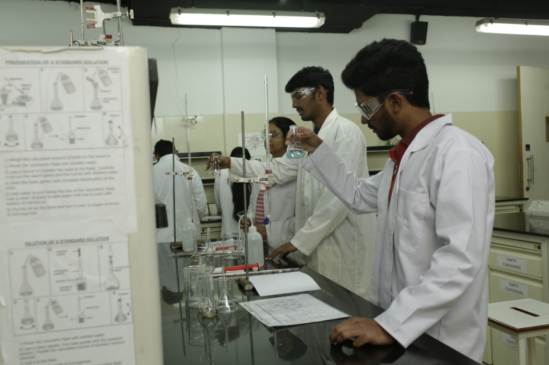 Mahindra University Hyderabad Labs(1)