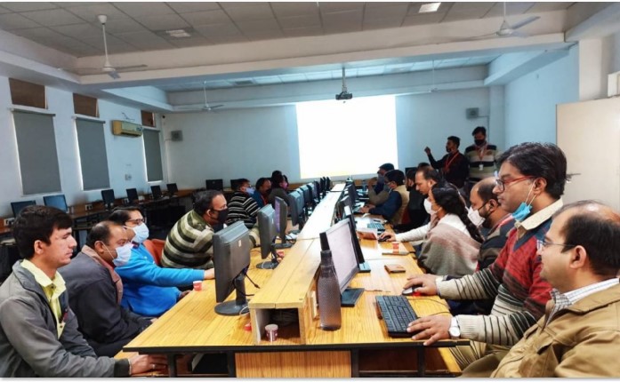 Malwa Institute of Technology Labs