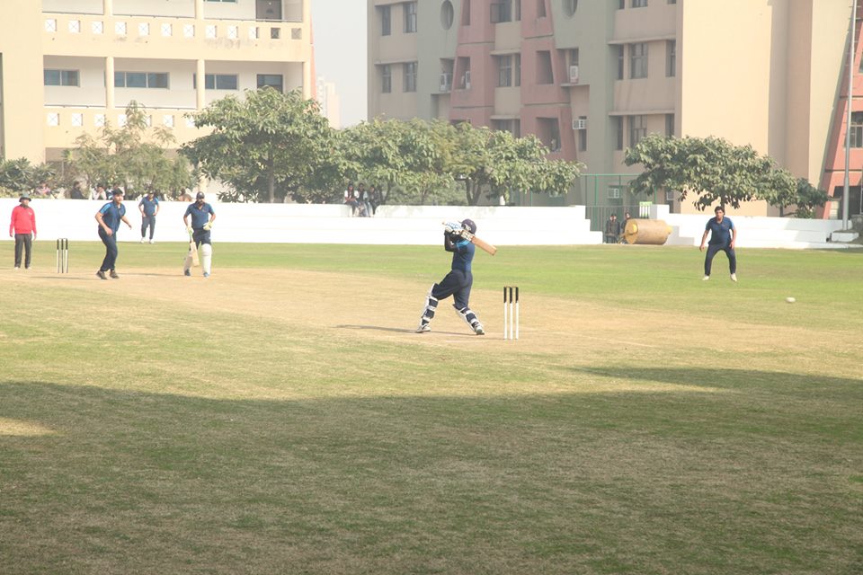 MRIIRS Faridabad Playground