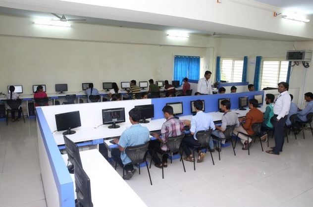 MMIT Pune Labs(1)