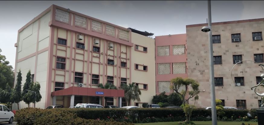Maulana Azad Institute of Dental Sciences Campus Building(2)