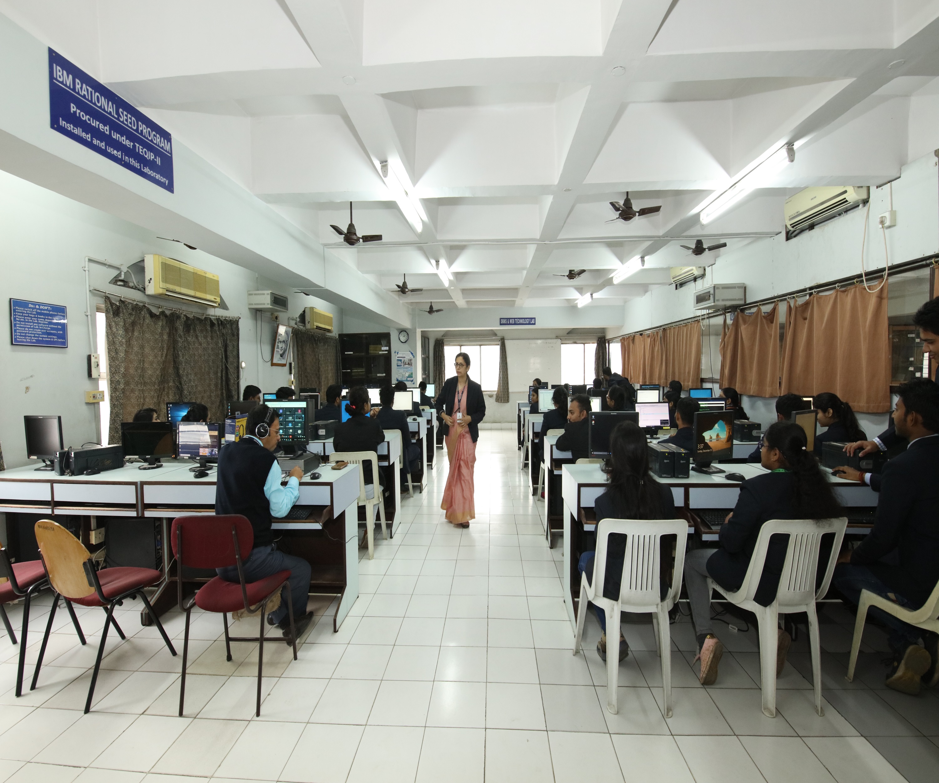 MCKV Institute of Engineering Labs(7)
