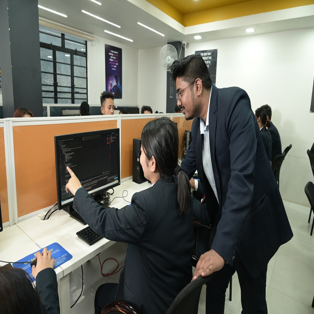 Medhavi Skills University Labs(2)