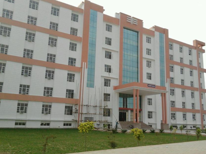 MIET Meerut Main Building(2)