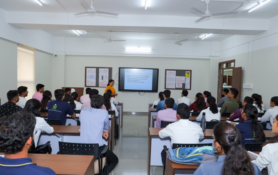 MIMA Institute of Management Classroom(2)