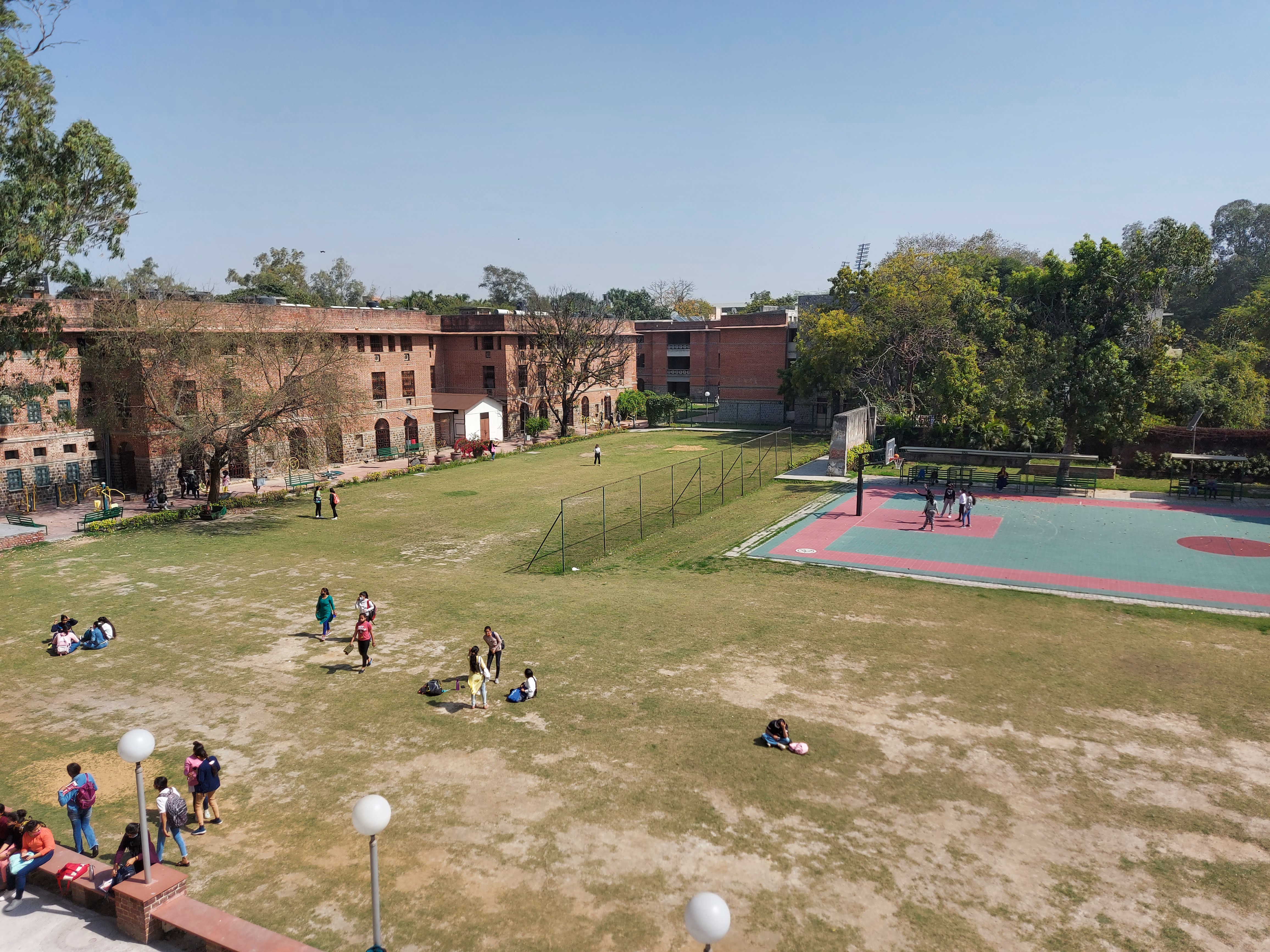 Miranda House New Delhi Playground(2)