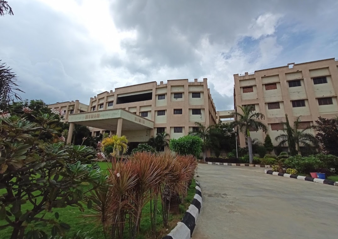 MLR Institute of Technology Campus Building(7)
