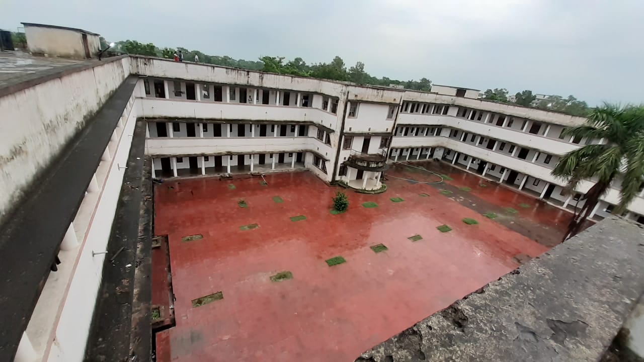 MIT Hostel Room