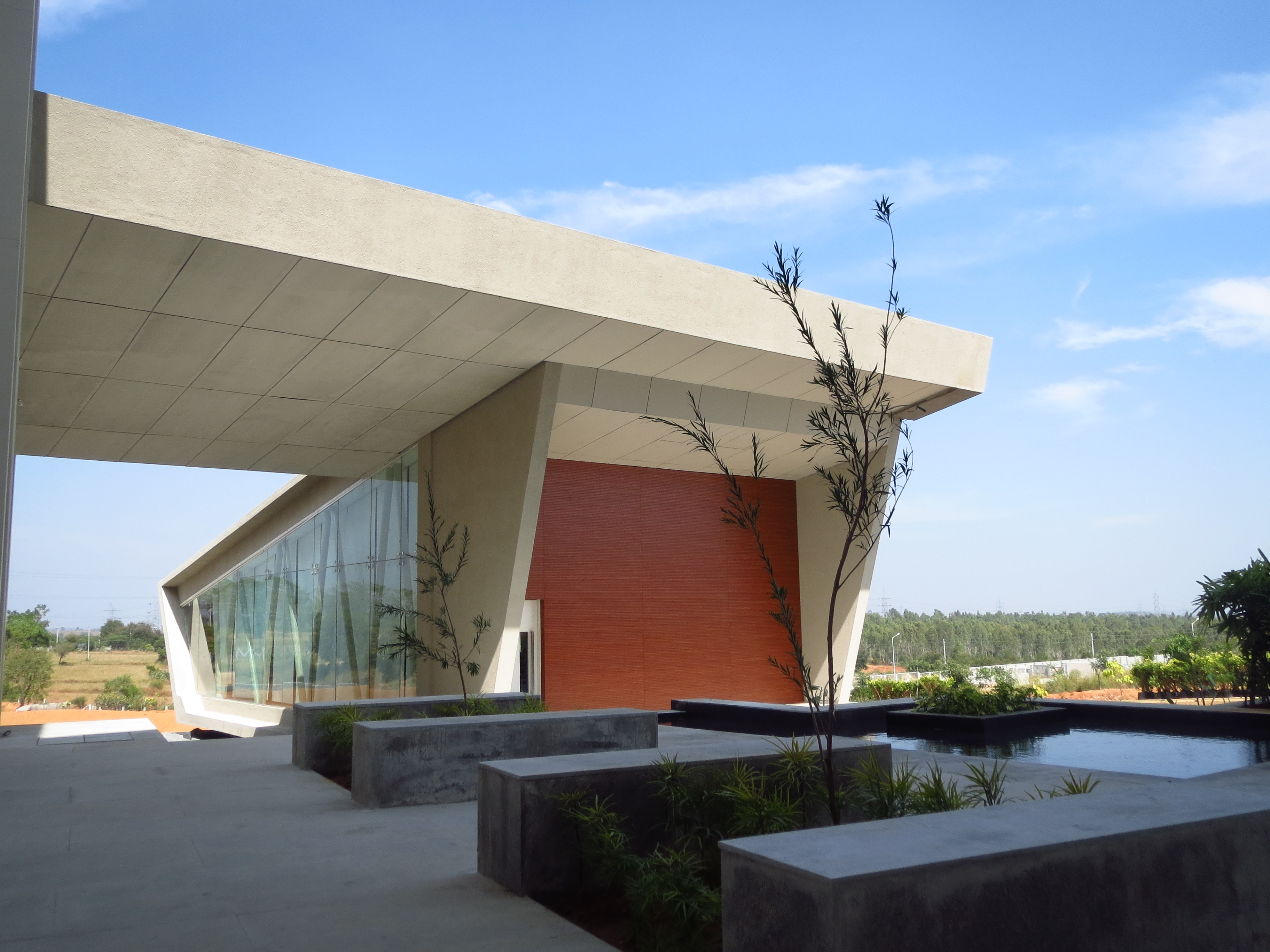 MYRA School of Business Campus Building(6)