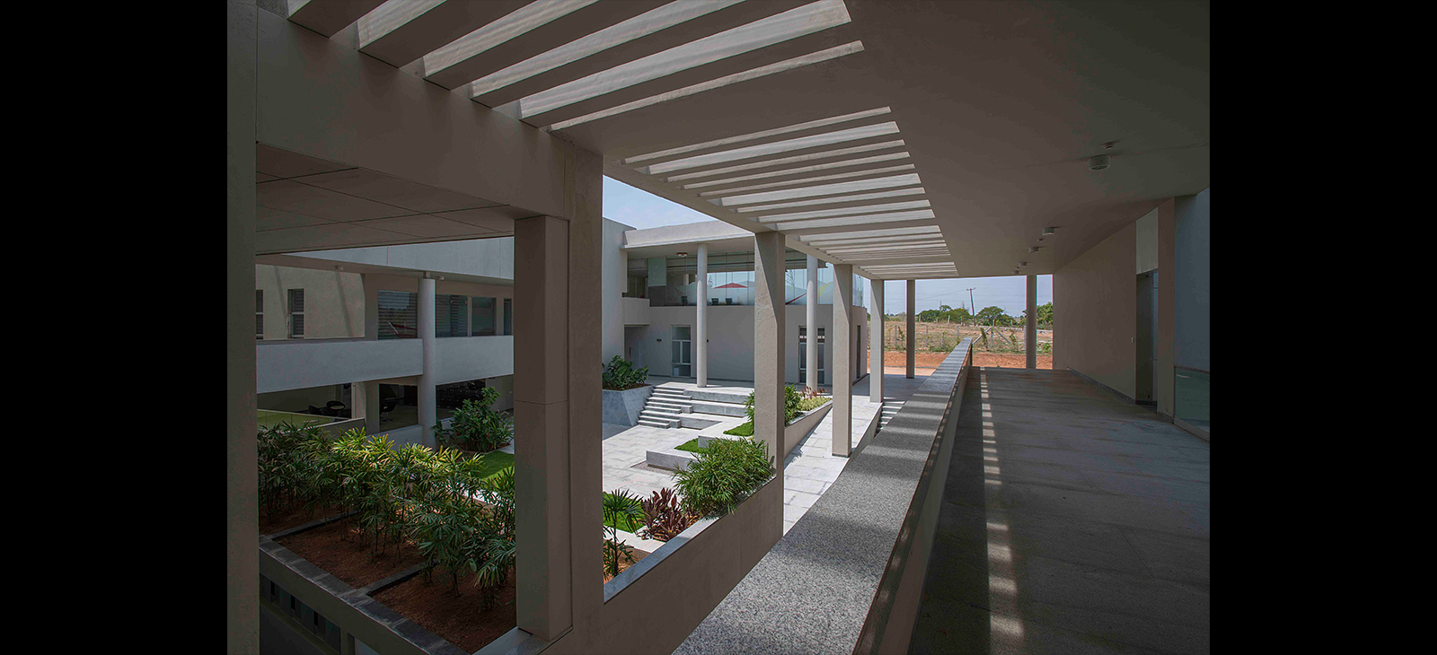 MYRA School of Business Campus Building(8)