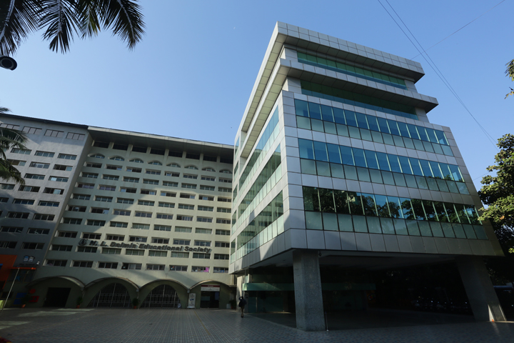 N. L. Dalmia Institute of Management Studies and Research Campus Building(1)