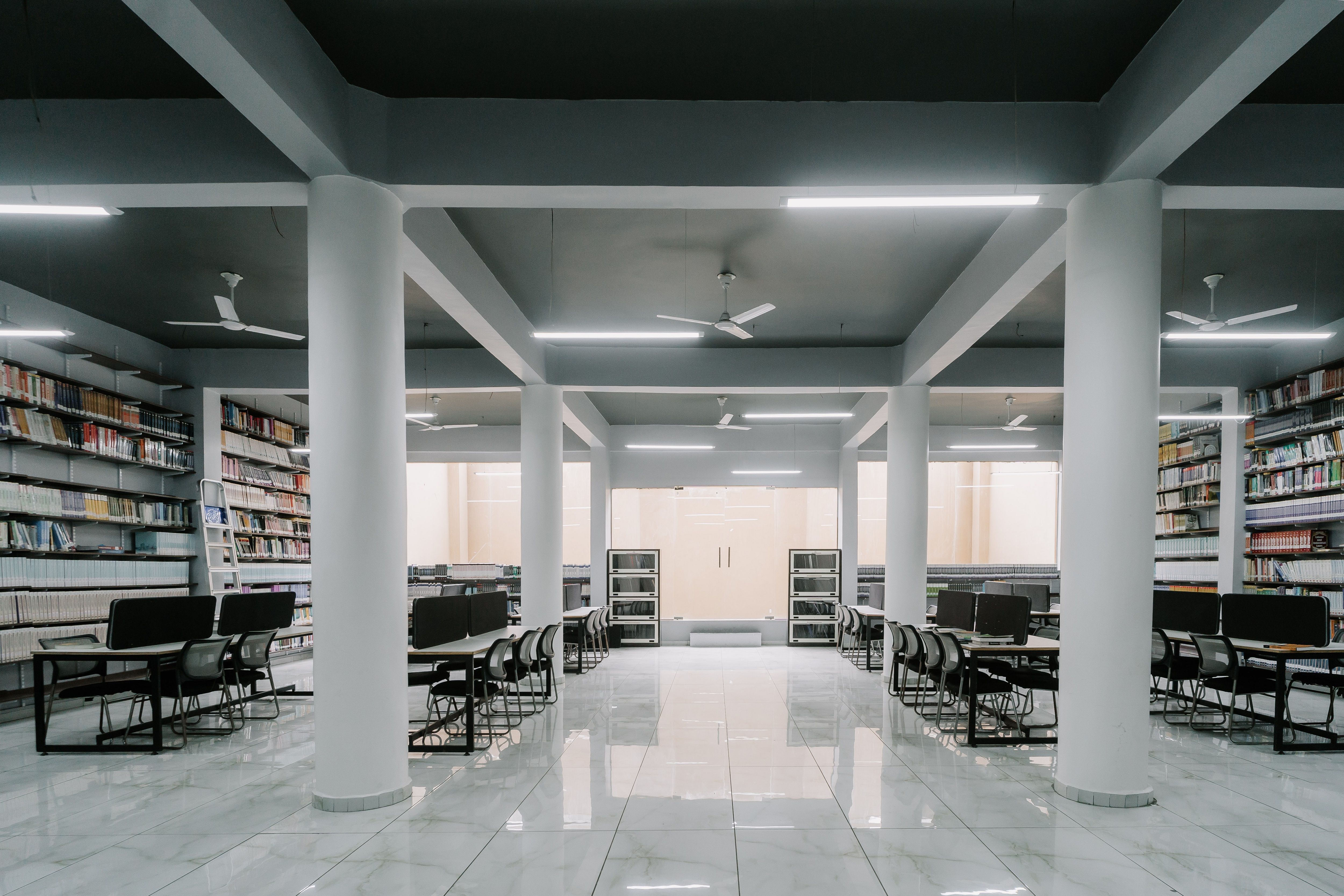 Narayana Business School Library(2)
