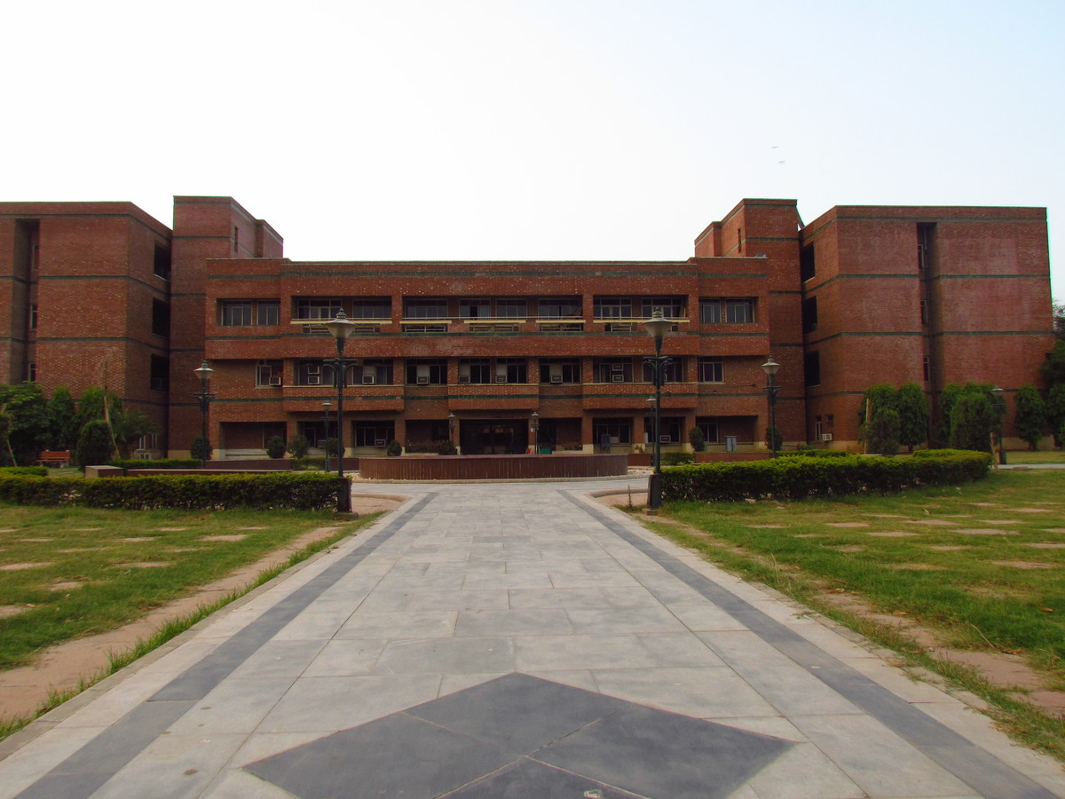 NSUT Campus Building(2)