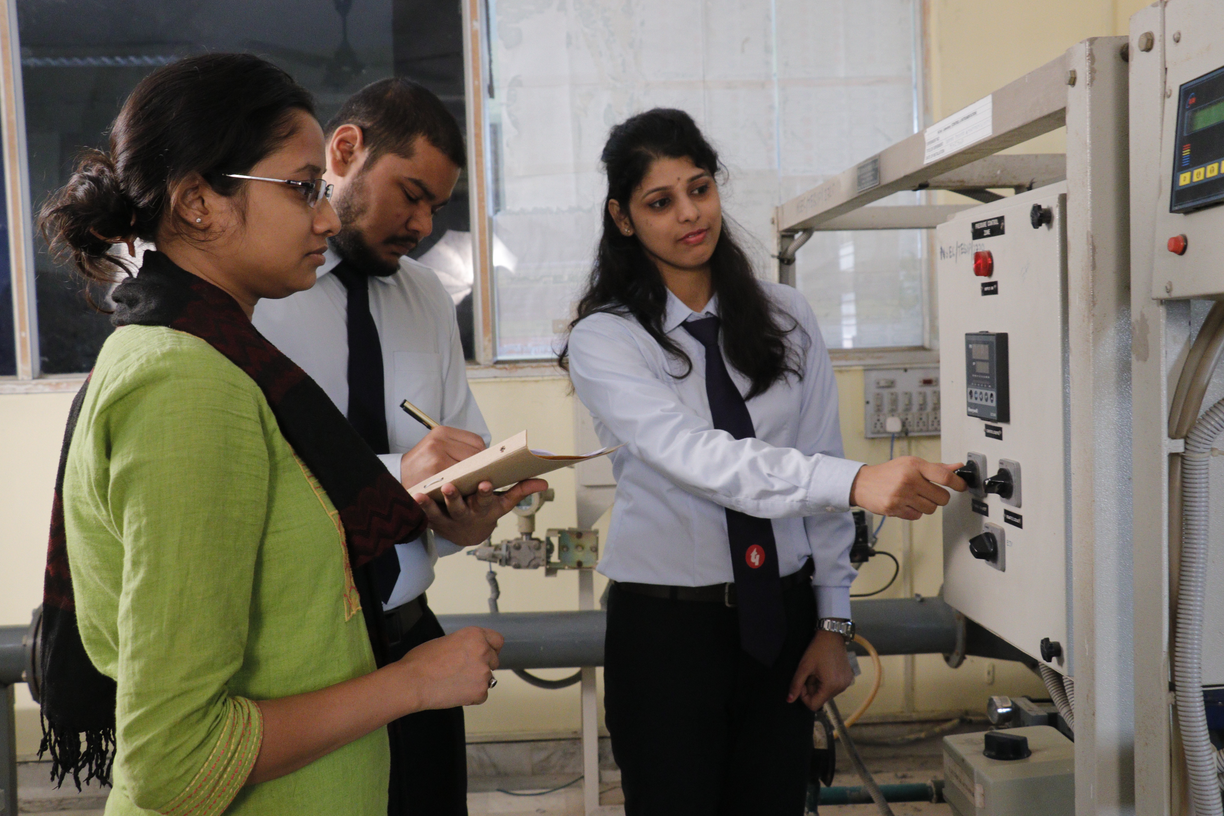 Netaji Subhash Engineering College Labs(3)