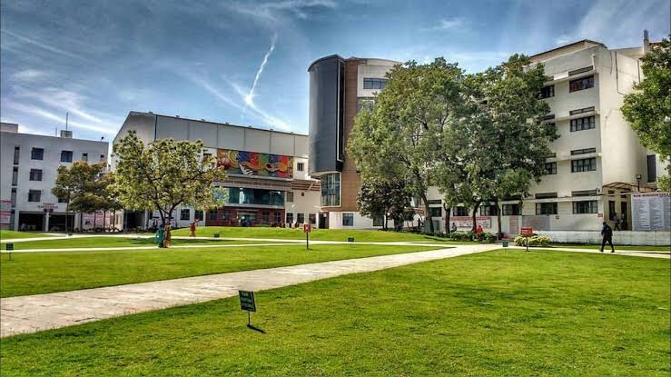 NHCE Bangalore Campus View(4)