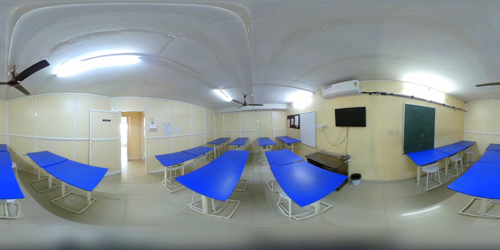 INIFD Pimpri Classroom(7)