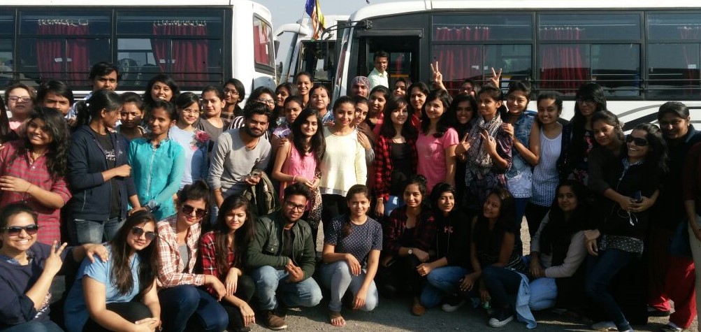 NIF Pune Kothrud Celebrity Visit(16)