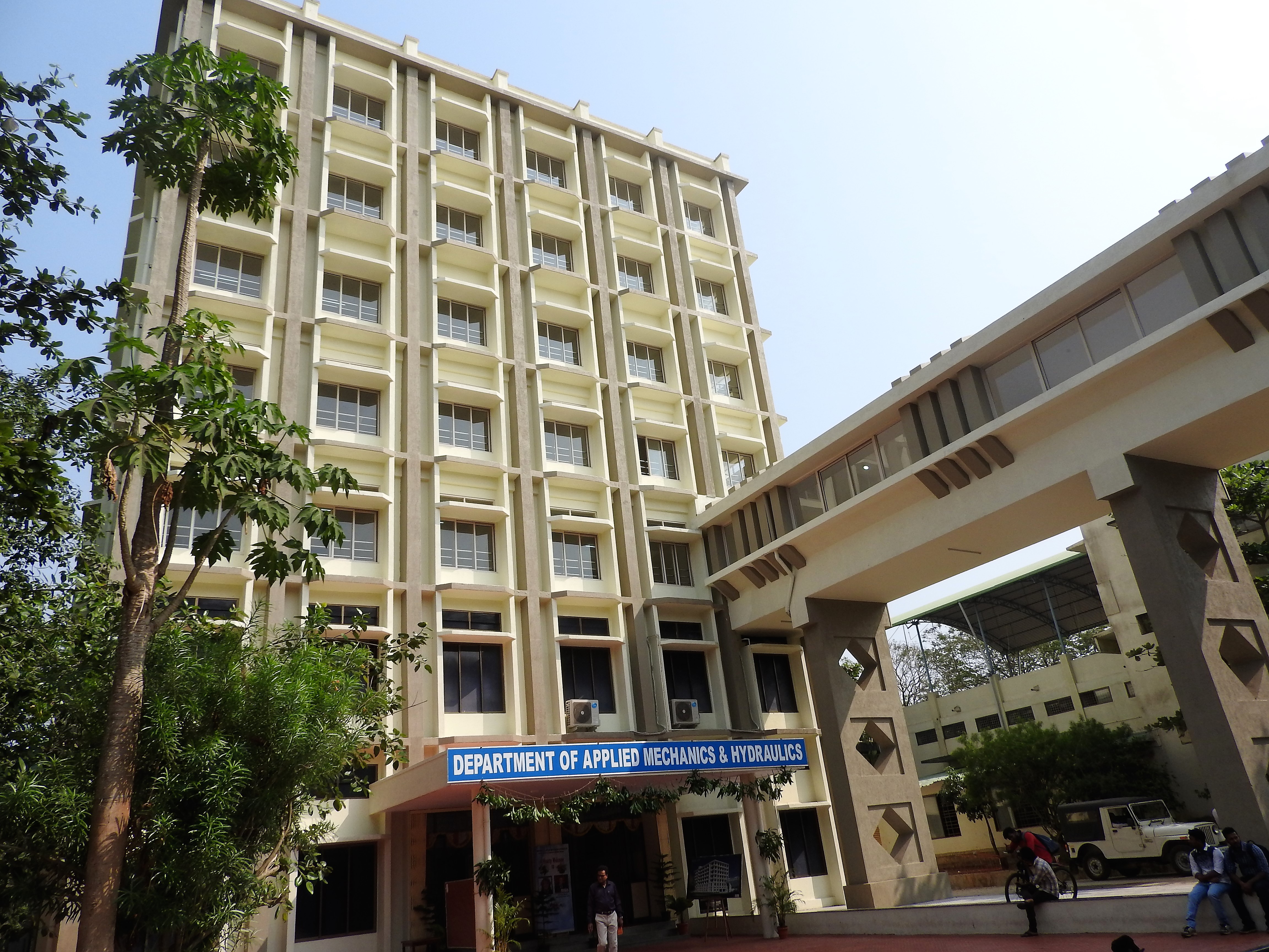 NIT Surathkal Academic Block(1)