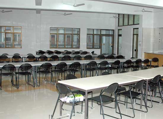RMLNLU Cafeteria / Mess