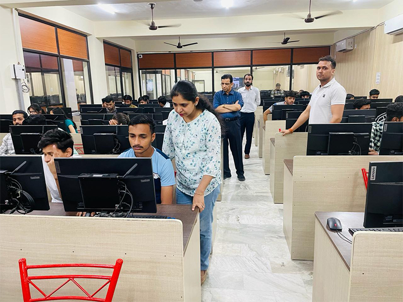 NIET Gr Noida Labs(1)