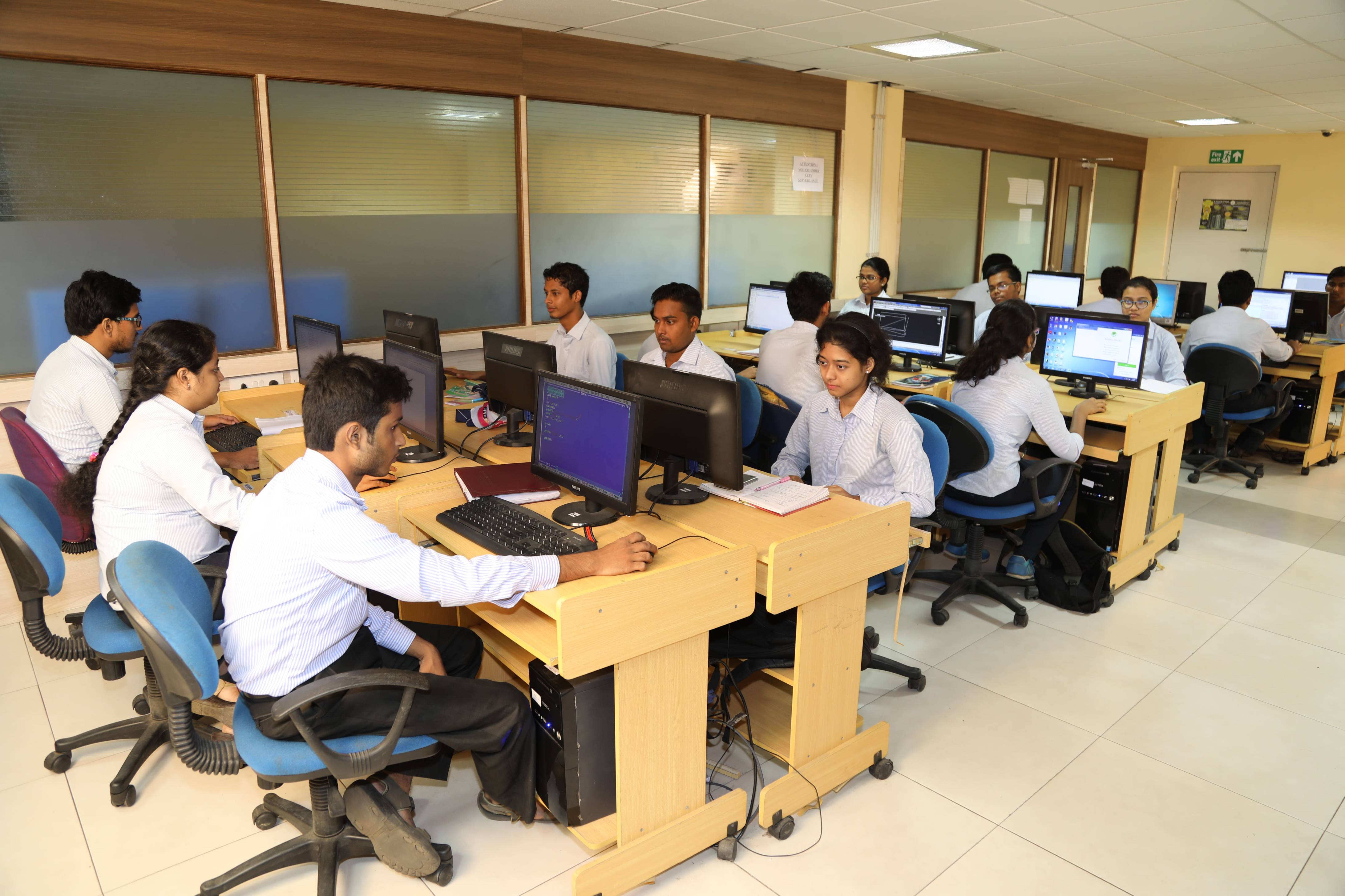 OmDayal Group of Institutions Labs(1)