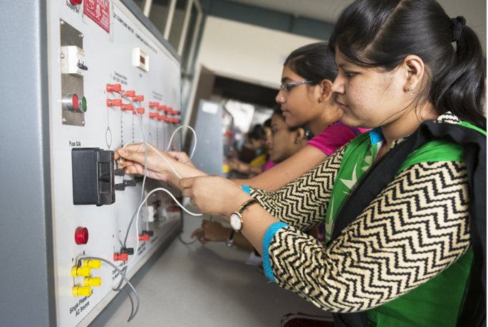 OP Jindal University Raigarh Labs(1)