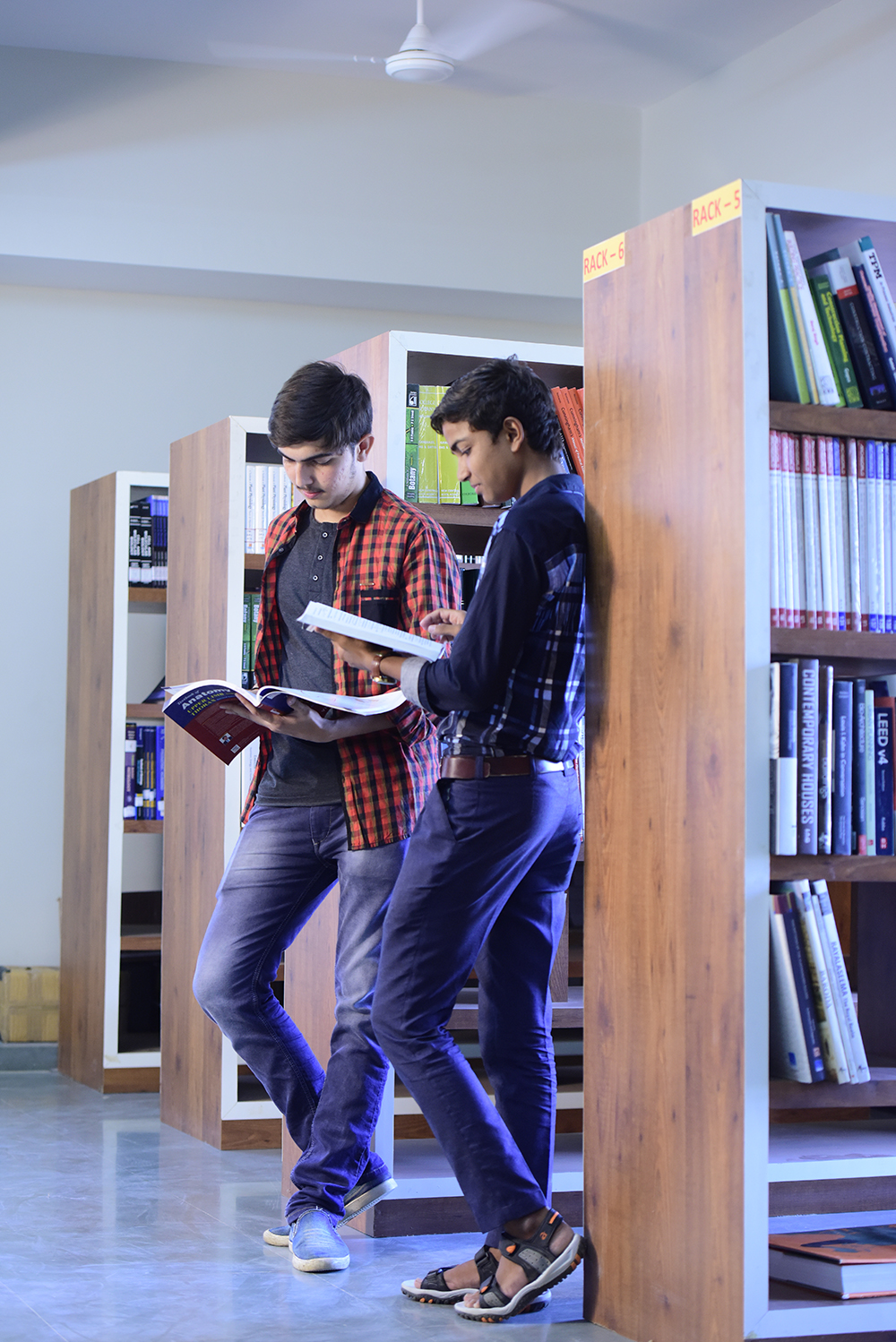 PP Savani University Library