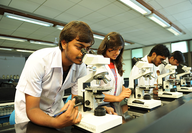 Pandit Deendayal Energy University (PDEU) Labs(3)