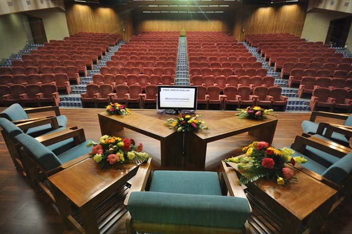 Pandit Deendayal Energy University (PDEU) Auditorium