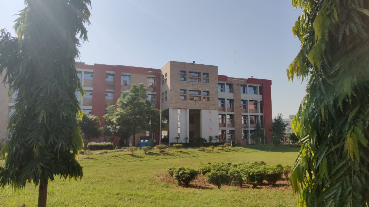Panjab University Campus Building(5)