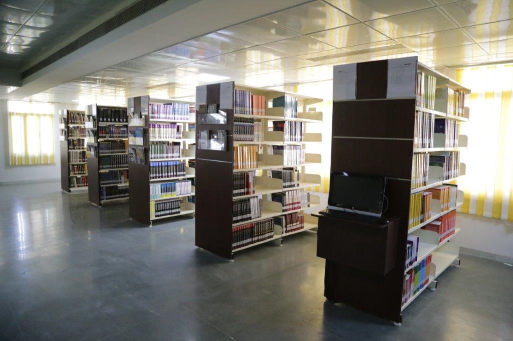 Parul University Library(2)