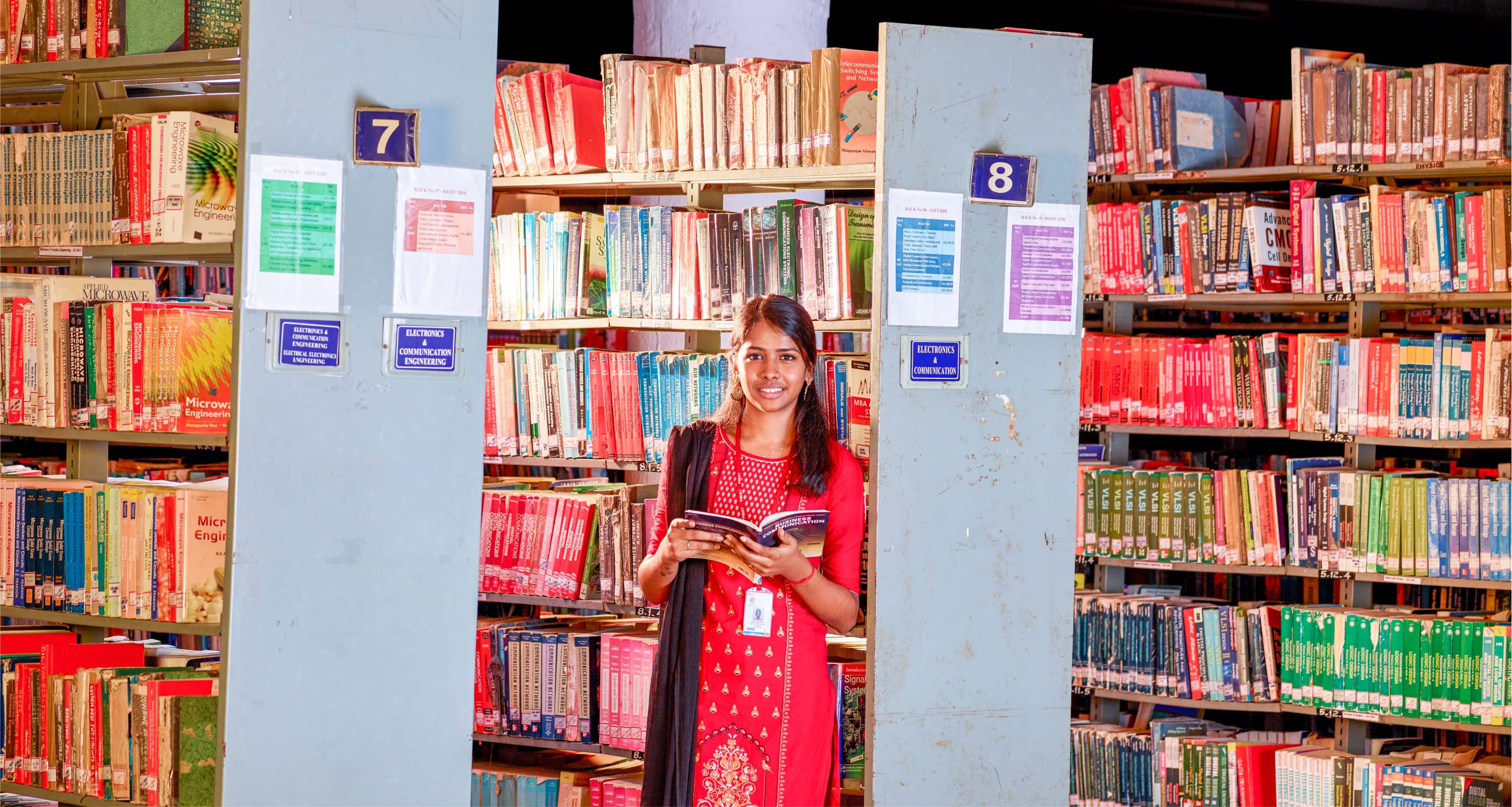 Periyar Maniammai University Library(1)