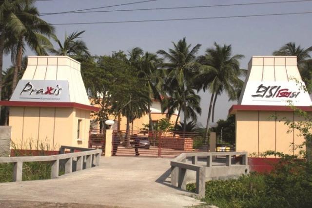 Praxis Business School Entrance