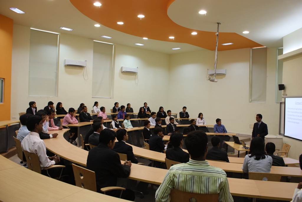 Praxis Business School Classroom(1)