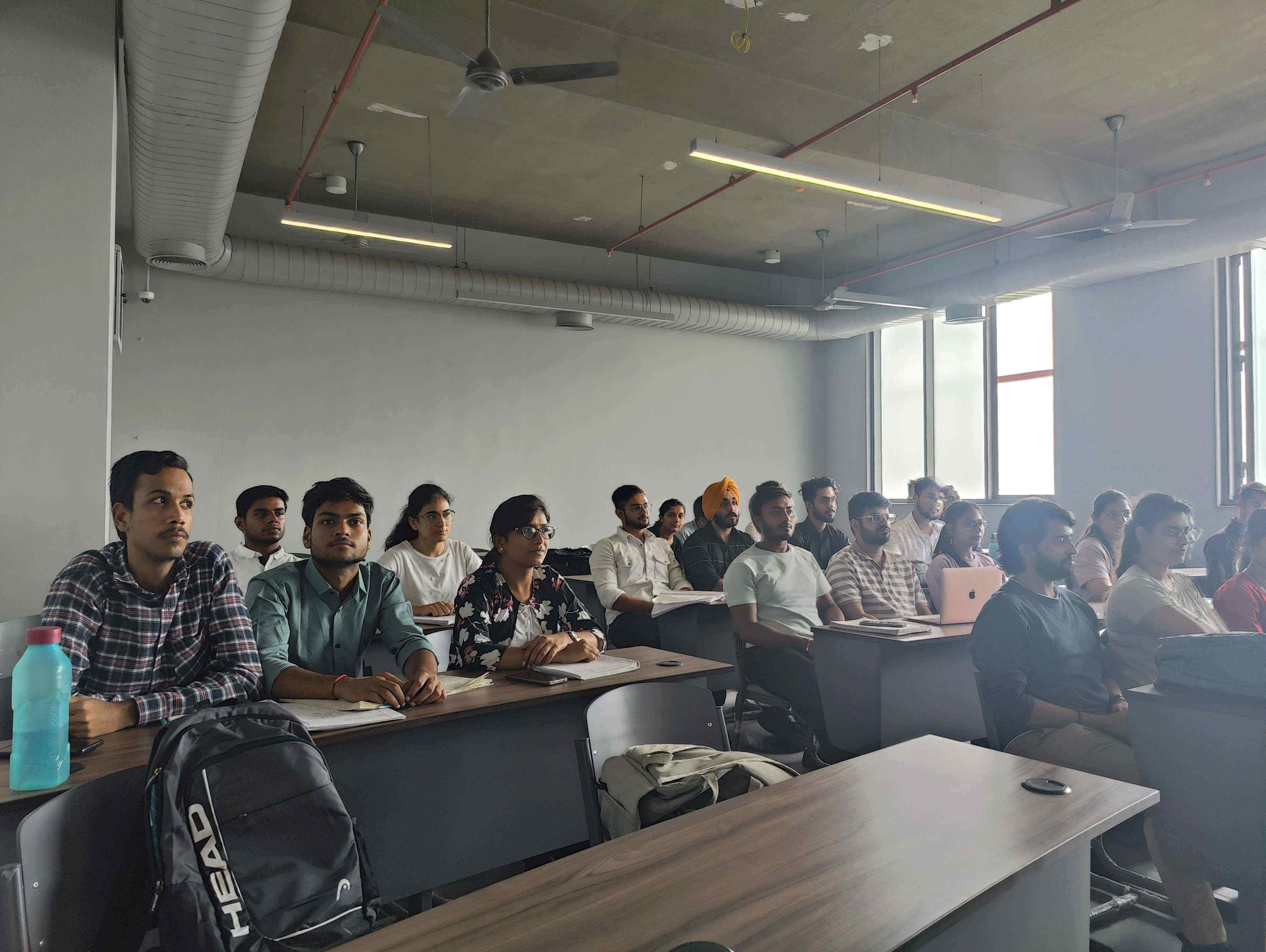 Prestige University Classroom(2)