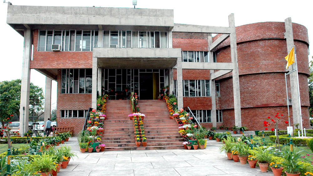 Punjab Engineering College Chandigarh Campus Building(1)