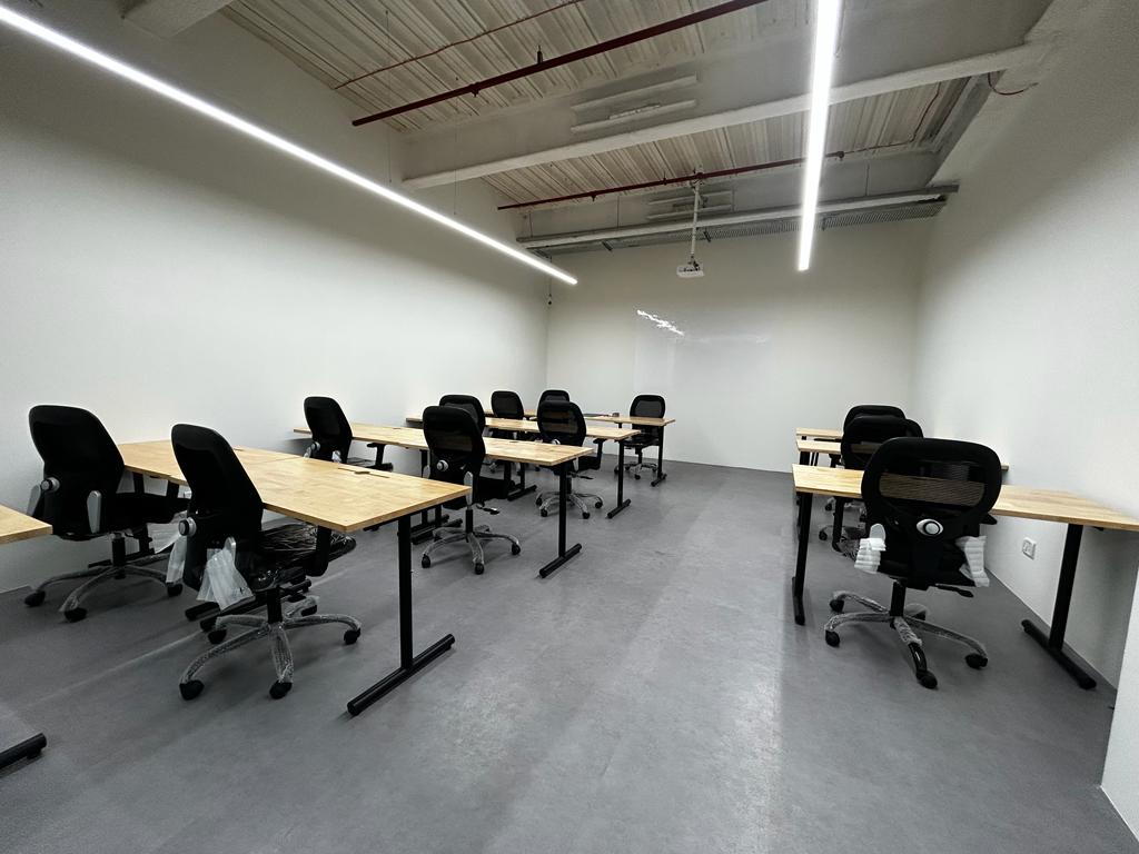 Raffles Design International Mumbai Classroom(2)
