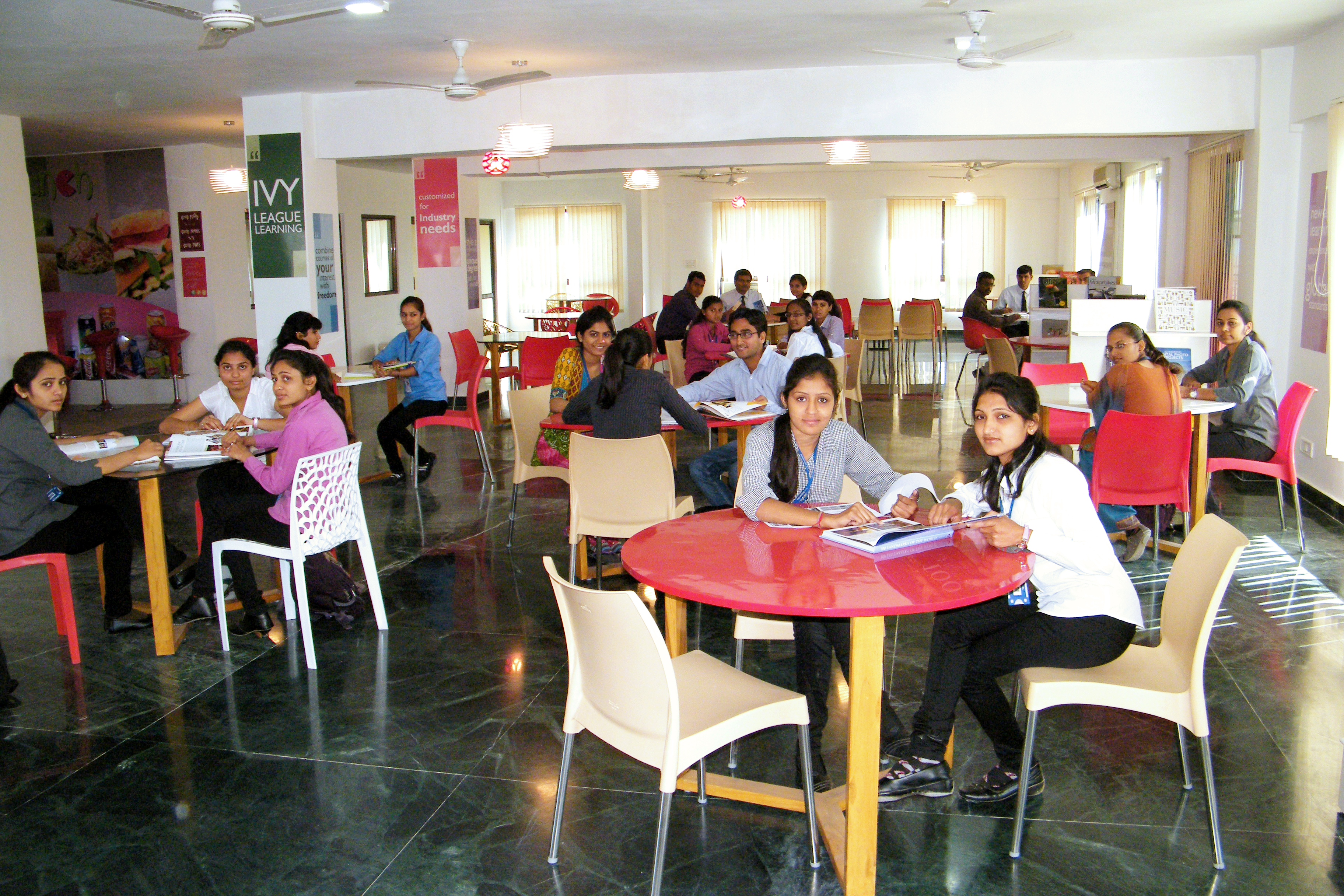 Rai University Ahmedabad Cafeteria / Mess(2)