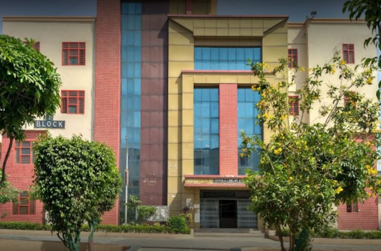 Raj Kumar Goel Institute of Technology (RKGIT) Library(1)